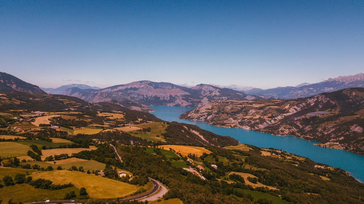Tourisme dans sa région : redevenir visiteur chez soi